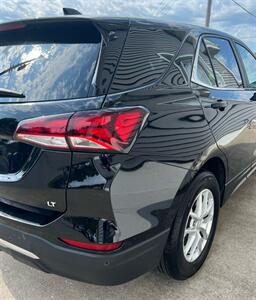 2023 Chevrolet Equinox LT   - Photo 8 - Macomb, IL 61455