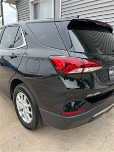 2023 Chevrolet Equinox LT   - Photo 10 - Macomb, IL 61455
