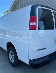 2019 Chevrolet Express 2500   - Photo 9 - Macomb, IL 61455