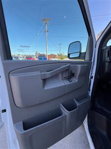 2019 Chevrolet Express 2500   - Photo 11 - Macomb, IL 61455