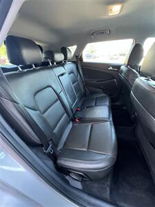 2021 Hyundai TUCSON SEL   - Photo 12 - Macomb, IL 61455
