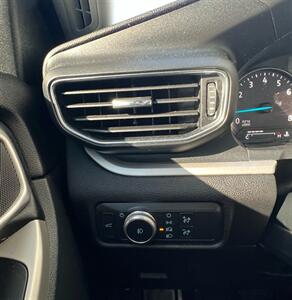 2021 Ford Explorer XLT - Photo 27 - Macomb, IL 61455