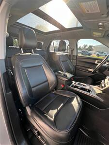 2021 Ford Explorer XLT - Photo 10 - Macomb, IL 61455