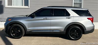 2021 Ford Explorer XLT - Photo 3 - Macomb, IL 61455