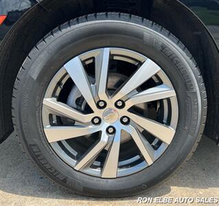 2024 Chevrolet Equinox LT - Photo 4 - Macomb, IL 61455