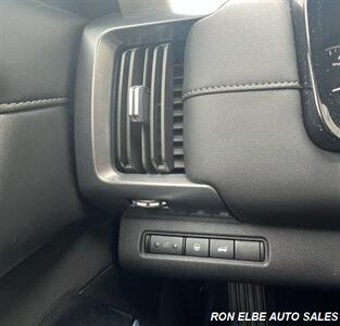 2025 Nissan Pathfinder SL - Photo 21 - Macomb, IL 61455