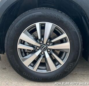 2025 Nissan Pathfinder SL - Photo 4 - Macomb, IL 61455
