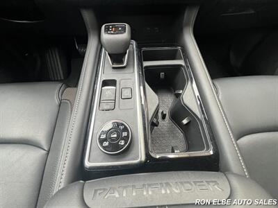 2025 Nissan Pathfinder SL - Photo 23 - Macomb, IL 61455