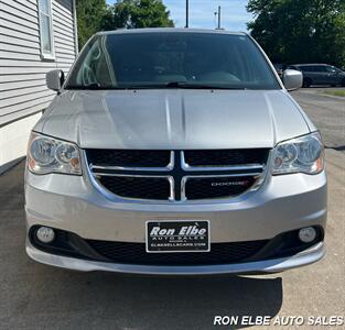 2019 Dodge Grand Caravan SXT - Photo 6 - Macomb, IL 61455
