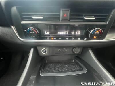 2023 Nissan Rogue SV - Photo 23 - Macomb, IL 61455