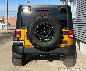 2014 Jeep Wrangler Unlimited Rubicon   - Photo 9 - Macomb, IL 61455
