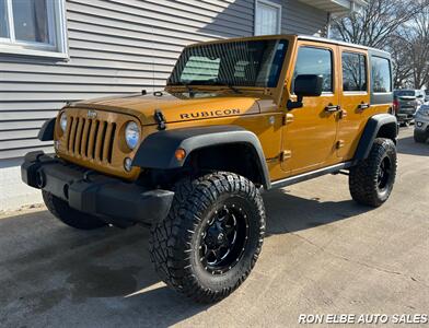 2014 Jeep Wrangler Unlimited Rubicon   - Photo 2 - Macomb, IL 61455