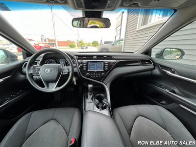 2020 Toyota Camry LE   - Photo 13 - Macomb, IL 61455