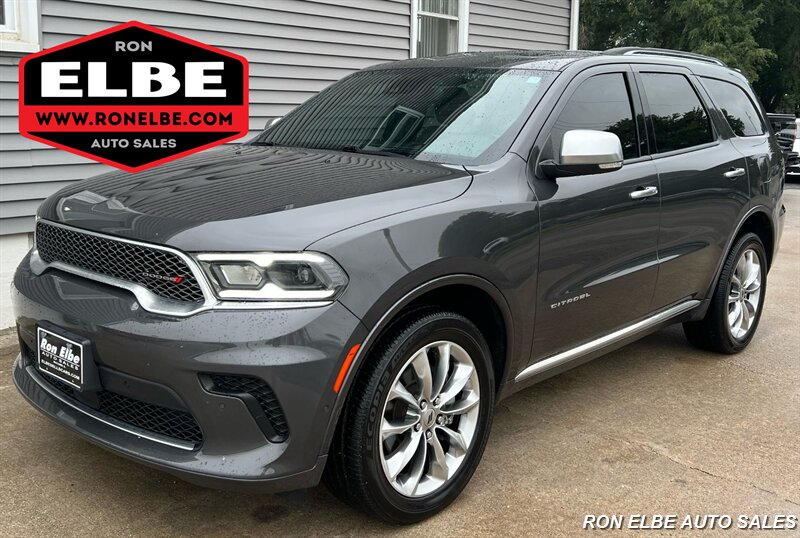 2024 Dodge Durango Citadel   - Photo 1 - Macomb, IL 61455