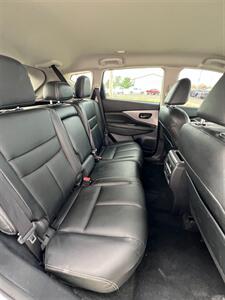 2024 Nissan Murano SV   - Photo 12 - Macomb, IL 61455