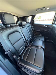2025 Ford Escape Platinum   - Photo 12 - Macomb, IL 61455