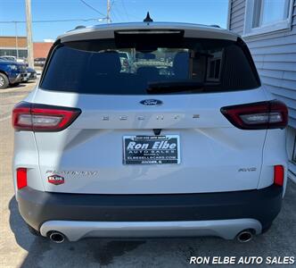 2025 Ford Escape Platinum   - Photo 9 - Macomb, IL 61455
