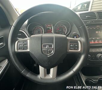 2019 Dodge Journey Crossroad   - Photo 17 - Macomb, IL 61455