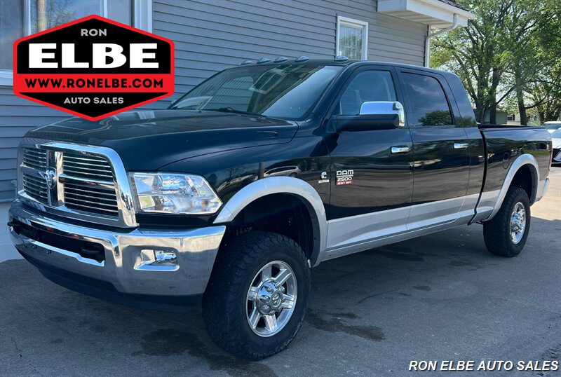 2012 RAM 2500 Laramie   - Photo 1 - Macomb, IL 61455