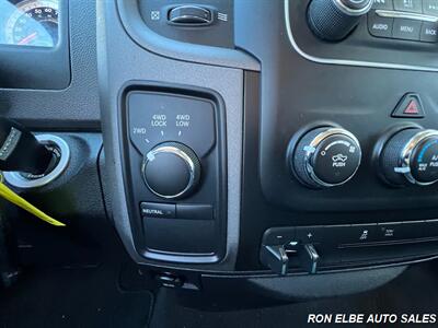 2013 RAM 1500 Express   - Photo 16 - Macomb, IL 61455