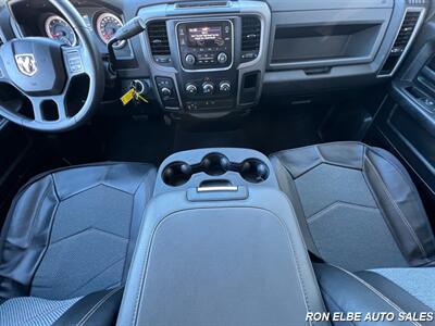 2013 RAM 1500 Express   - Photo 17 - Macomb, IL 61455