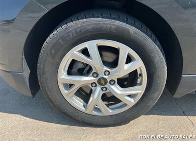2020 Chevrolet Equinox LT   - Photo 10 - Macomb, IL 61455