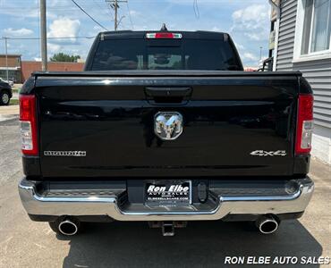 2022 RAM 1500 Big Horn   - Photo 9 - Macomb, IL 61455