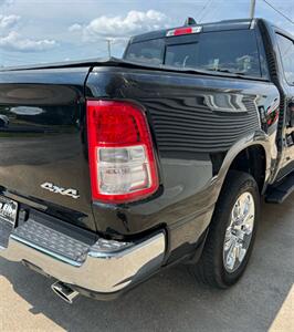 2022 RAM 1500 Big Horn   - Photo 8 - Macomb, IL 61455
