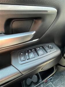 2022 RAM 1500 Big Horn   - Photo 17 - Macomb, IL 61455
