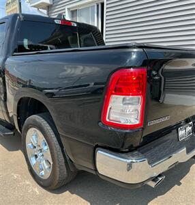 2022 RAM 1500 Big Horn   - Photo 10 - Macomb, IL 61455