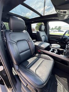 2022 RAM 1500 Big Horn   - Photo 11 - Macomb, IL 61455