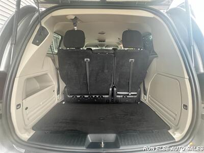 2016 Dodge Grand Caravan SXT - Photo 19 - Macomb, IL 61455