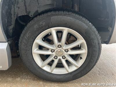 2016 Dodge Grand Caravan SXT - Photo 26 - Macomb, IL 61455