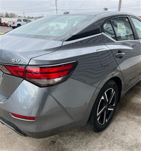 2024 Nissan Sentra SV   - Photo 7 - Macomb, IL 61455