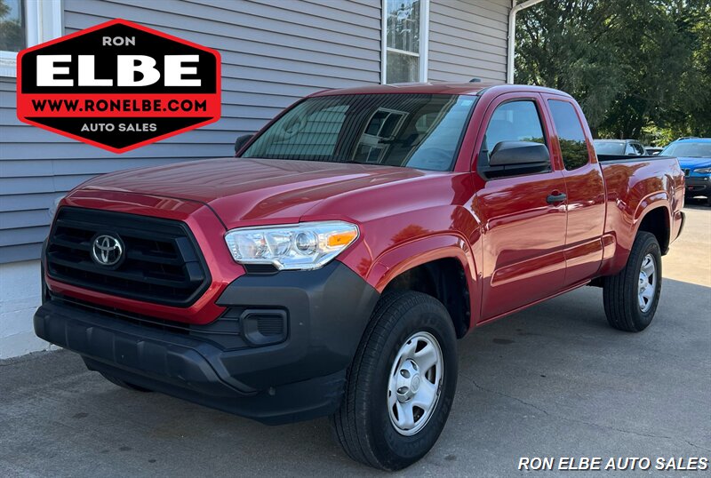 2022 Toyota Tacoma SR5 - Photo 1 - Macomb, IL 61455