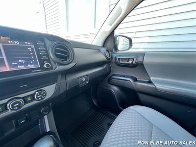 2022 Toyota Tacoma SR5   - Photo 20 - Macomb, IL 61455