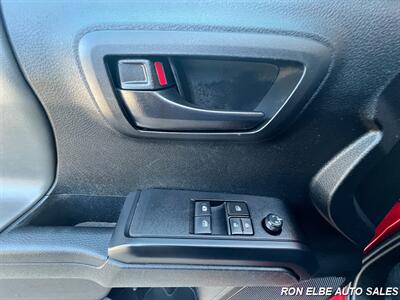 2022 Toyota Tacoma SR5   - Photo 16 - Macomb, IL 61455