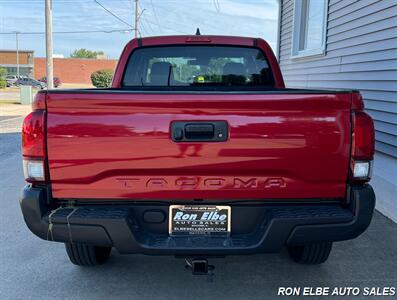 2022 Toyota Tacoma SR5   - Photo 9 - Macomb, IL 61455