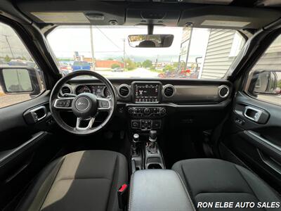 2021 Jeep Wrangler Unlimited Sahara Altitude   - Photo 17 - Macomb, IL 61455