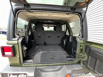 2021 Jeep Wrangler Unlimited Sahara Altitude   - Photo 13 - Macomb, IL 61455