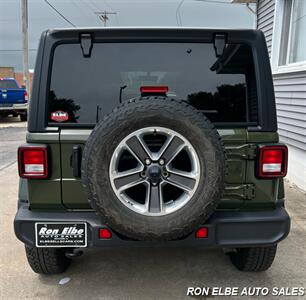 2021 Jeep Wrangler Unlimited Sahara Altitude   - Photo 9 - Macomb, IL 61455