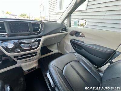 2019 Chrysler Pacifica Touring L - Photo 19 - Macomb, IL 61455