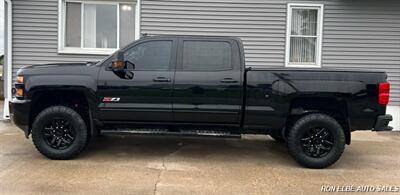 2016 Chevrolet Silverado 2500HD LT - Photo 3 - Macomb, IL 61455