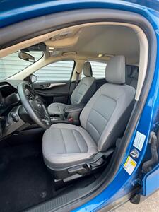 2020 Ford Escape S   - Photo 11 - Macomb, IL 61455