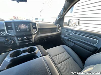 2022 RAM 1500 Big Horn   - Photo 19 - Macomb, IL 61455