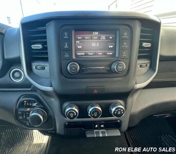 2022 RAM 1500 Big Horn   - Photo 16 - Macomb, IL 61455
