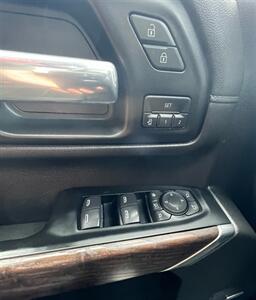 2020 GMC Sierra 2500HD Denali   - Photo 22 - Macomb, IL 61455