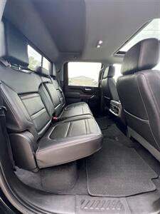 2020 GMC Sierra 2500HD Denali   - Photo 14 - Macomb, IL 61455