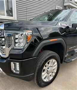 2020 GMC Sierra 2500HD Denali   - Photo 6 - Macomb, IL 61455