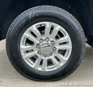 2020 GMC Sierra 2500HD Denali   - Photo 4 - Macomb, IL 61455